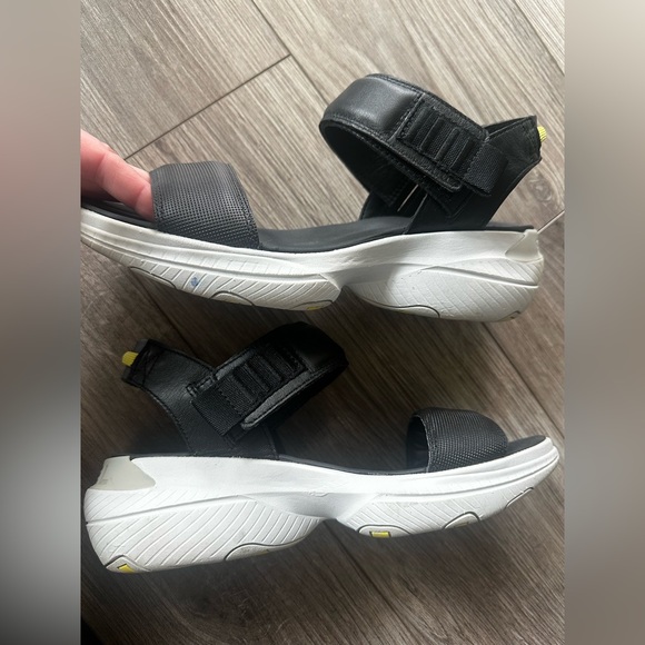 Sorel Women's Explorer Blitz Stride Sandals - Picture 6 of 11